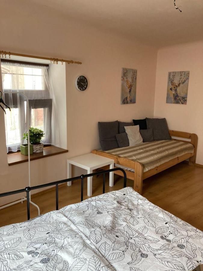 Apartman Centrum Їчін Екстер'єр фото