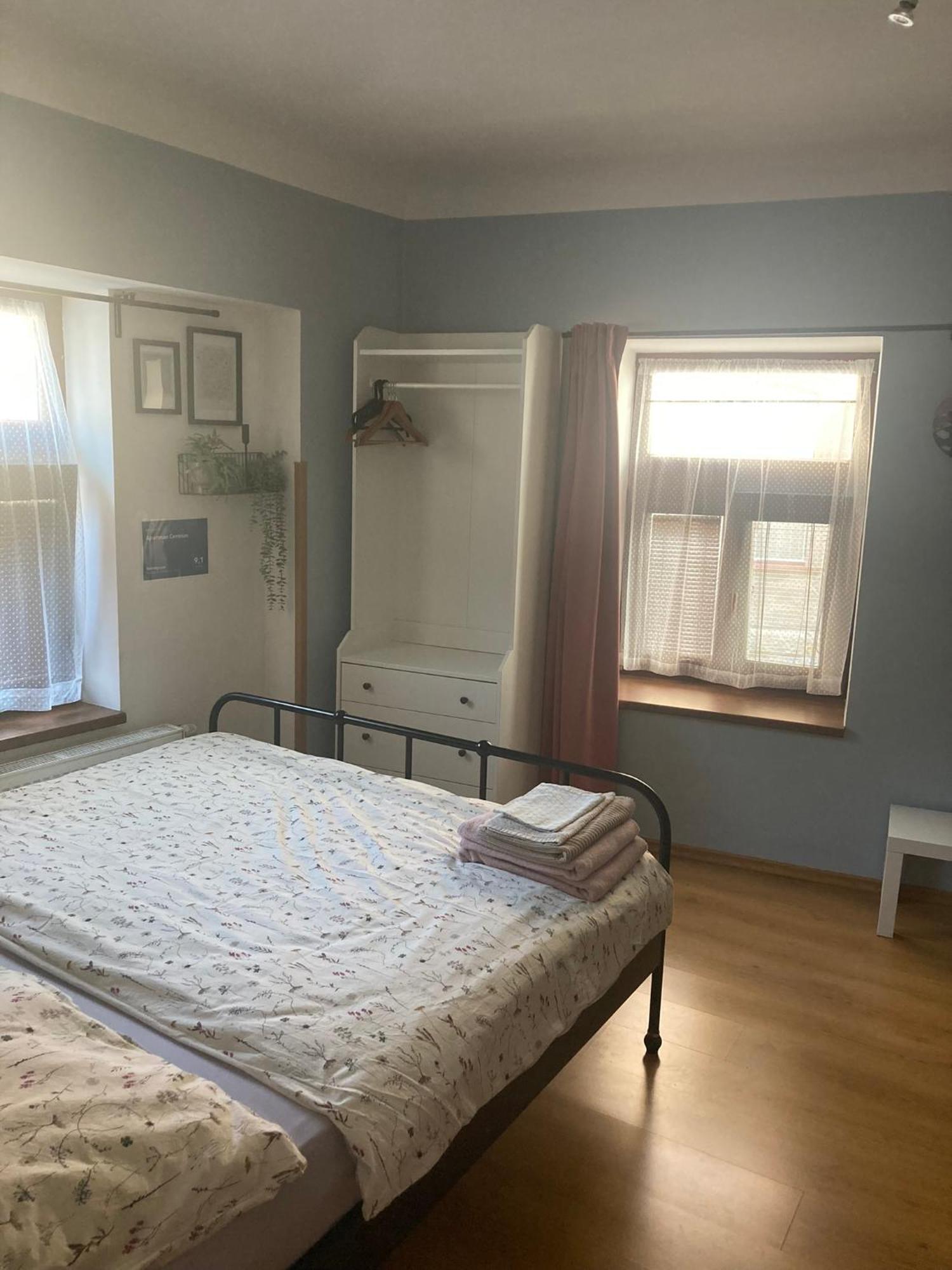 Apartman Centrum Їчін Екстер'єр фото